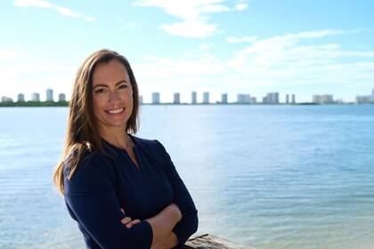 Emily Gregory ganó las elecciones especiales en Florida