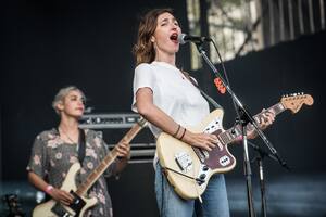 Warpaint apoyó la ley de Cupo Femenino en festivales