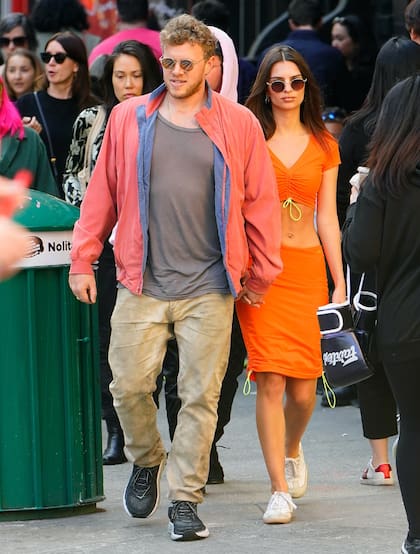 Emily Ratajkowski y Sebastián Bear