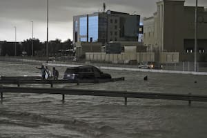 Fuertes lluvias azotaron la ciudad de Dubai