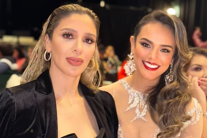 Emma Coronel junto a Virgina Ergueta, como jurado de Miss Guatemala 2024