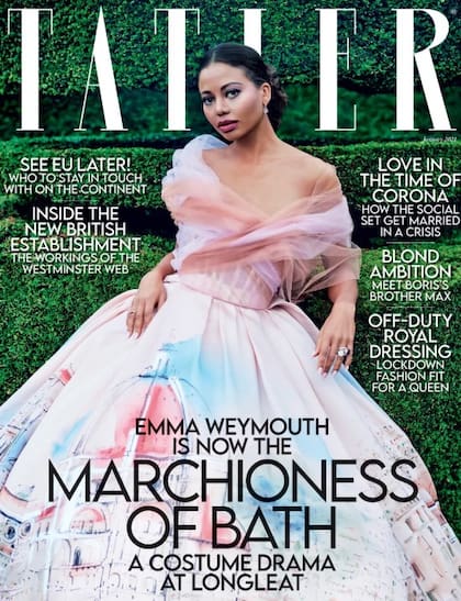 Emma en la portada de la revista Tatler, posando con un vestido de Dolce & Gabbana (Foto: www.tatler.com)