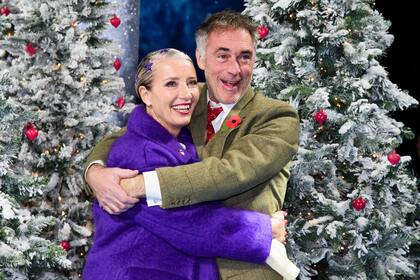 Emma Thompson junto a su actual esposo, el actor Greg Wise
