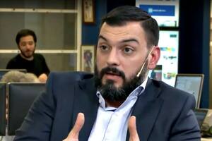 Álvarez Agis acusó a la oposición de querer hacer “explotar” la economía