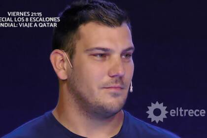 Emmanuel es directo técnico de fútbol, participó de Los 8 escalones del millón y se llevó el premio (Foto: Captura de video)