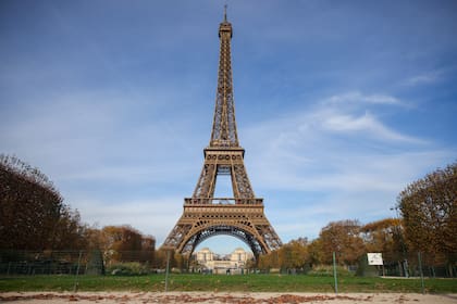 Emmanuel Grégoire hereda las preocupaciones sobre el acceso a la vivienda, la inseguridad y la suciedad en las calles de la Ciudad de la Luz, así como las denuncias de agresiones sexuales a menores en escuelas públicas por parte de animadores.