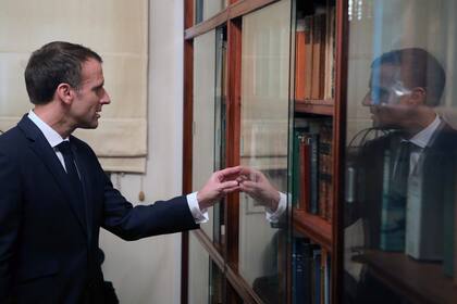 Emmanuel Macron en la Fundación Borges