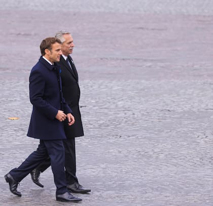 Emmanuel Macron y Alberto Fernández, durante la visita presidencial a París