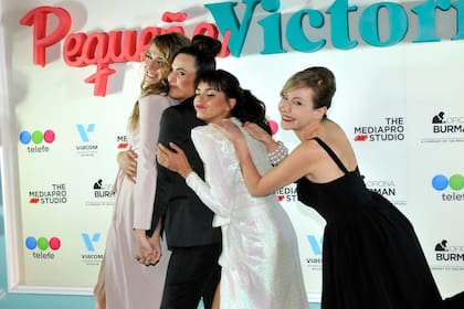 Divertidas, las cuatro protagonistas de Pequeña Victoria esperan ansiosas el estreno, que será el 16 de septiembre