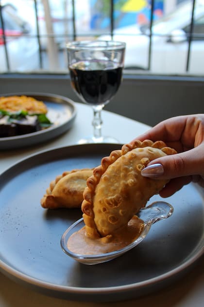 Empanada y vino en Menú