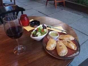 Empanadas en El Almacén de Fausto, en Berlín.