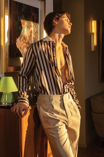 “Empecé a modelar en 2017 porque se me fueron abriendo algunas puertas y a partir de ahí me metí de lleno. Enseguida me sentí cómodo, lo disfruto”, dice