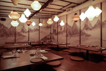 Emperador Meiji ofrece un viaje directo a Japón