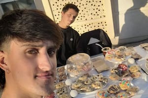 Son hermanos, comenzaron un emprendimiento con 400 pesos y un molde prestado y ahora son furor en redes