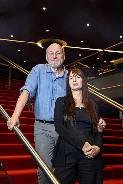 Empieza con D, siete letras, estará en el Politeama de miércoles a domingos, con dos funciones los sábados; “La obra anterior, Parque Lezama, duró once años. ¡Tenemos que superar esa marca!", aseguran