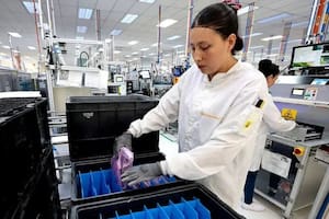Por qué los mexicanos trabajan tantas horas y por qué es difícil que cambie con la reducción de la jornada