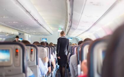 Empleados de Ryanair revelaron la estrategia que implementan desde cabina para tranquilizar los ánimos durante un conflicto con los pasajeros (Foto: Archivo)