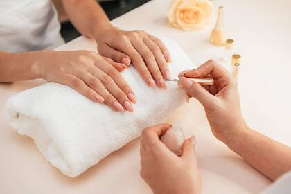 Emprender como manicurista
