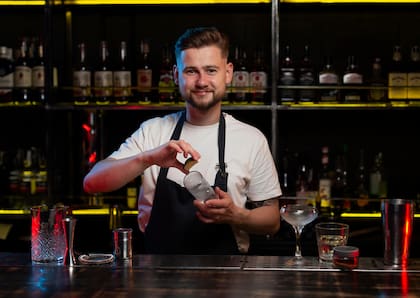 Empresa en el rubro de hostelería ofrece dos vacantes para bartender en Nueva York