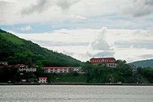 En 1901, comenzó a albergar a personas que padecían lepra