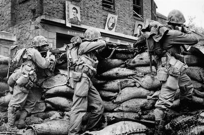 La Guerra de Corea comenzó con la invasión de Kim Il-Sung al territorio surcoreano, y el Armisticio que se alcanzó en 1953 regresó a las condiciones previas al conflicto: la división en el paralelo 38