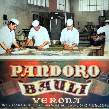 En 1974 Ruggero Bauli compró un campo en Castel d’Azzano, donde hoy se levanta el actual complejo industrial del imperio Bauli que emplea a 1500 trabajadores y factura cerca de 500 millones de euros al mes