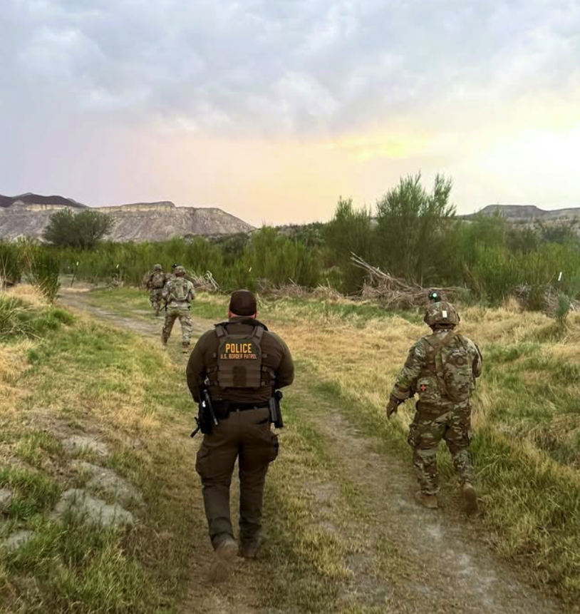 En 1975 la Corte Suprema le prohibió a la Patrulla Fronteriza detener personas solo por su apariencia