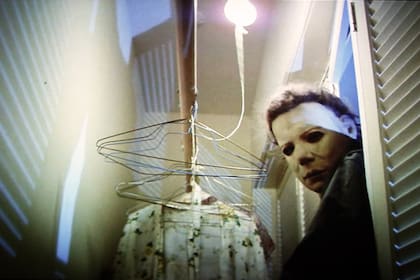 En 1978 Halloween vio la luz y pese a su bajo presupuesto se convirtió en un éxito