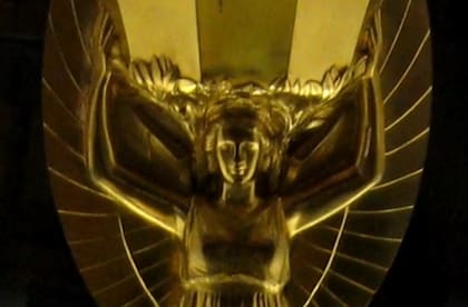 En 1983, el Jules Rimet fue nuevamente robado en Brasil y nunca más se supo algo de su paradero