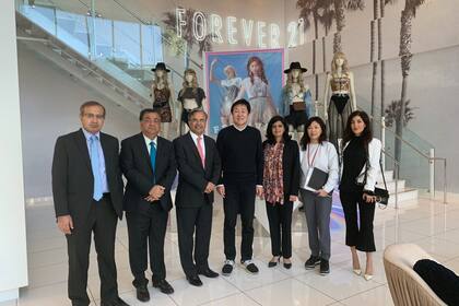 En 1984 abrieron un negocio con el nombre Fashion 21