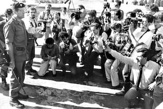 De Villa Martelli y Monte Caseros al Plan Primavera y el surgimiento de Carlos Menem