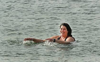 En 2001, un accidente automovilístico le dejó secuelas graves, como varias cirugías de rodillas y espalda (Imagen del Instagram de Mindi Dovberg)