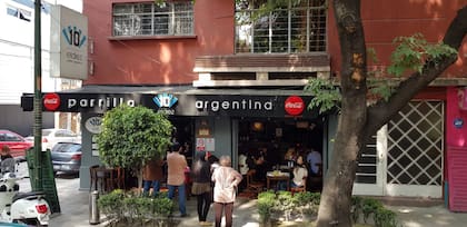 En 2005, Alejandro Fluriach abrió su primer restaurante en México: El Diez