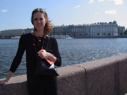 En 2006, en un puente sobre el Neva, en San Petersburgo. Detrás, el Museo del Hermitage.