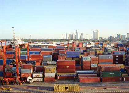 En 2008, el Puerto de Buenos Aires vivió un año récord, con casi dos millones de TEU
