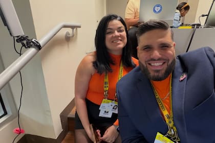 En 2010, dejó Cuba junto a su esposa Jessica con visas de estudiante y se instaló en Francia para formarse como chef