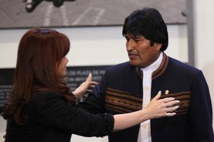 En 2011, Cristina Kirchner y Evo Morales inauguraron el gasoducto Juana Azurduy, en Yacuiba, Bolivia