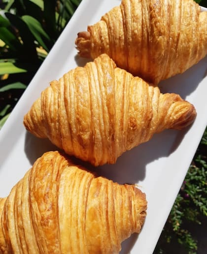 En 2011 inauguró finalmente su pasticceria en Superí 1810, casi esquina La Pampa