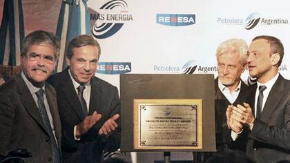 En 2011, Julio de Vido en la inauguración de la refinadora Renesa en Nuquén