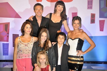 En 2013, Espósito y Suárez trabajaron juntas en la telenovela Solamente vos (eltrece)