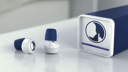 En 2014, tres estudiantes de la Universidad de California, EE.UU, desarrollaron un prototipo llamado "Hush"