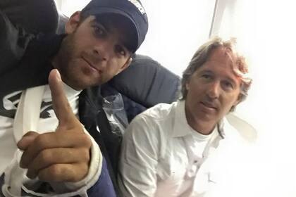 En 2015 Del Potro y Davin, rumbo a los Estados Unidos para chequear la muñeca recién operada del jugador.