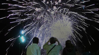En 2016, el uso de la pirotecnia dejó más de 80 heridos en la ciudad de Buenos Aires