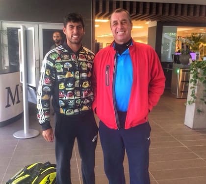 En 2016, en un club de los Estados Unidos, el tenista argentino Mateo Martínez junto con Ivan Lendl, una leyenda del tenis.