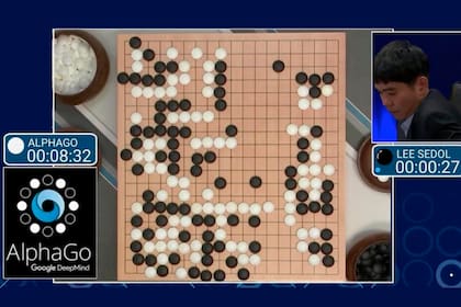 En 2016, la IA ya mostró su “creatividad emergente” en el enfrentamiento al Go entre el jugador coreano Lee Sedol y AlphaGo, de Google