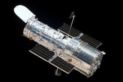 En 2016 se publicó una fotografía previa del Hubble de la nube de formación estelar N159.