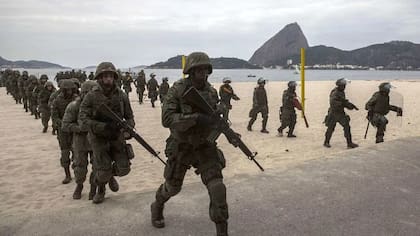 En 2017 Temer ordenó la militarización de Río de Janeiro