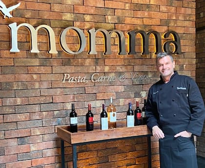 En 2020, el actor dio a conocer que incursionó en el sector restaurantero con Momma, localizado en San Miguel de Allende, en Guanajuato