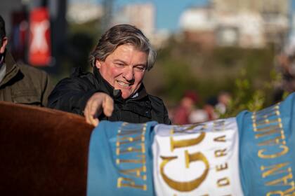 En 2022, Alfredo Bellocq consiguió con Mateo, un toro colorado Angus, el Gran Campeón del Centenario de la raza y en Palermo