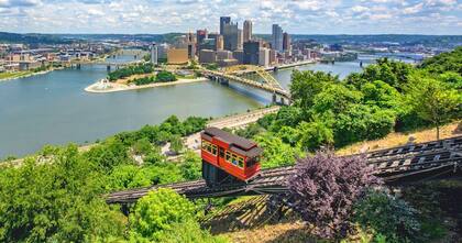 En 2022, tomaron la decisión de dejar atrás Washington y trasladarse a Pittsburgh, una ciudad reconocida por ser más accesible en términos de vivienda (Visit pittsburgh)